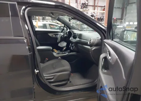 2022 Chevrolet Blazer Awd 2Lt из США, поврежденный, VIN 3GNKBHR4XNS215769